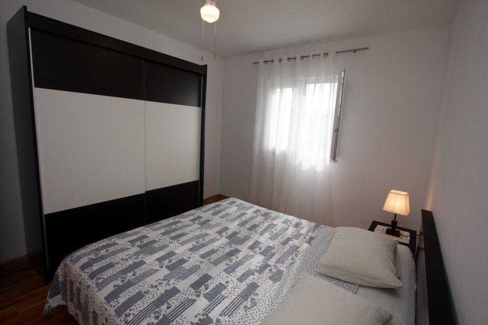 Apartment Miljenko Tomic Splitska Exterior photo